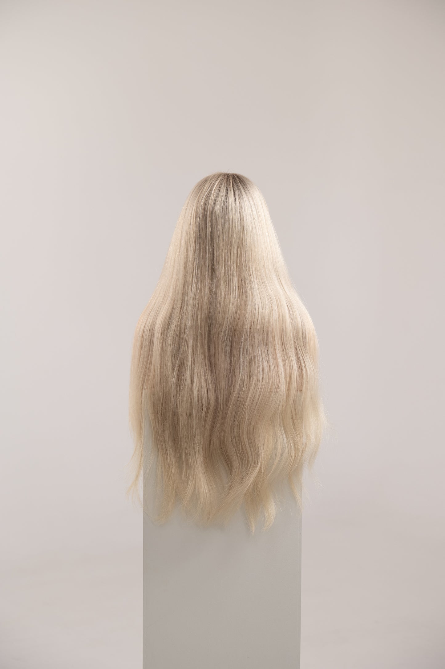 Celebrity Wig B 0043