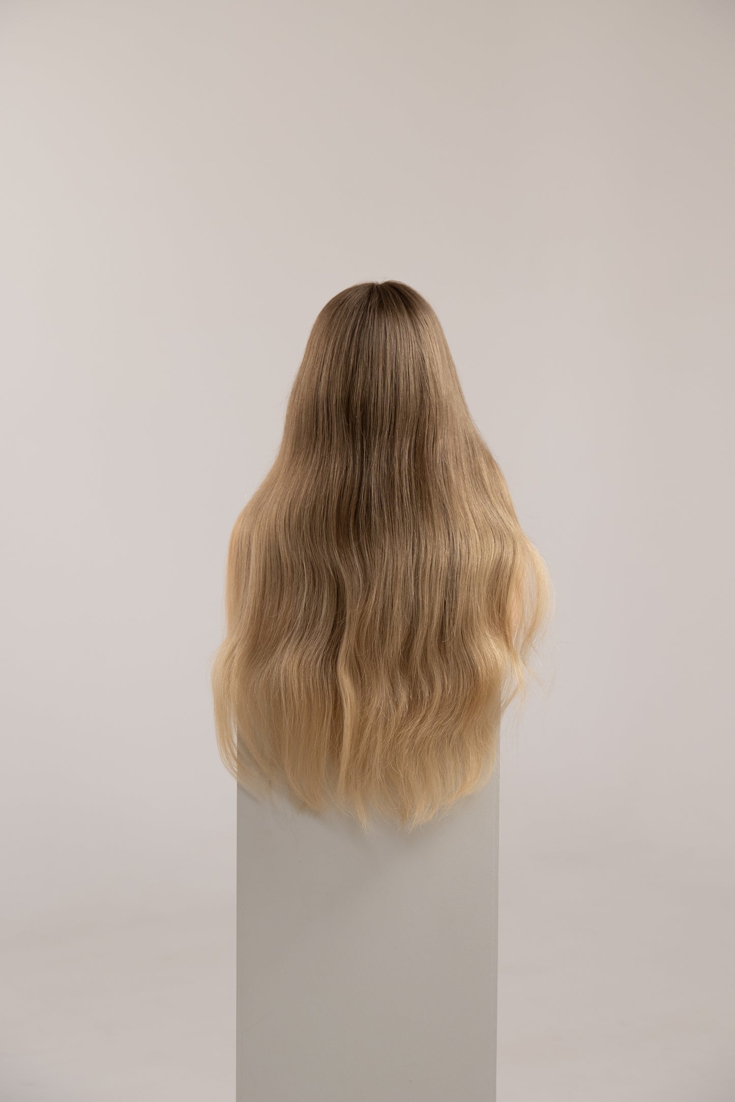 Celebrity Wig B 0019
