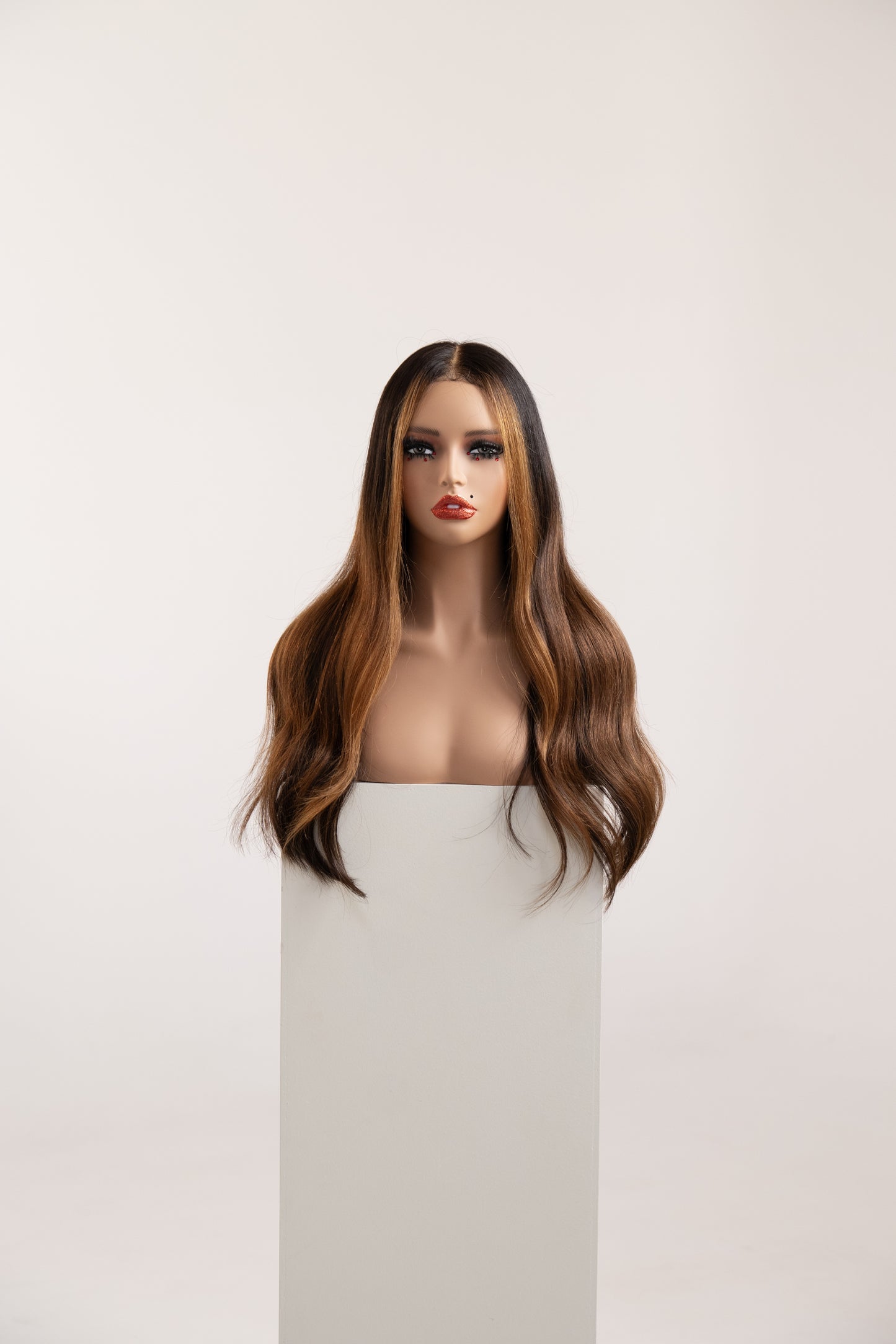 Celebrity Wig B 0035